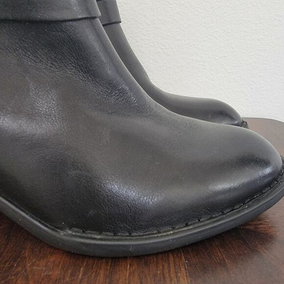 Born BOC‎ Black Booties Ankle Sz 8 Payton BR0026403 Block Heel Buckle Leather - Picture 5 of 16